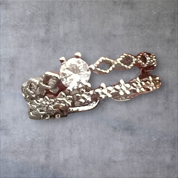 Stainless steel Clear CZ Paved silver ring adjustable size - Picture 5 of 7